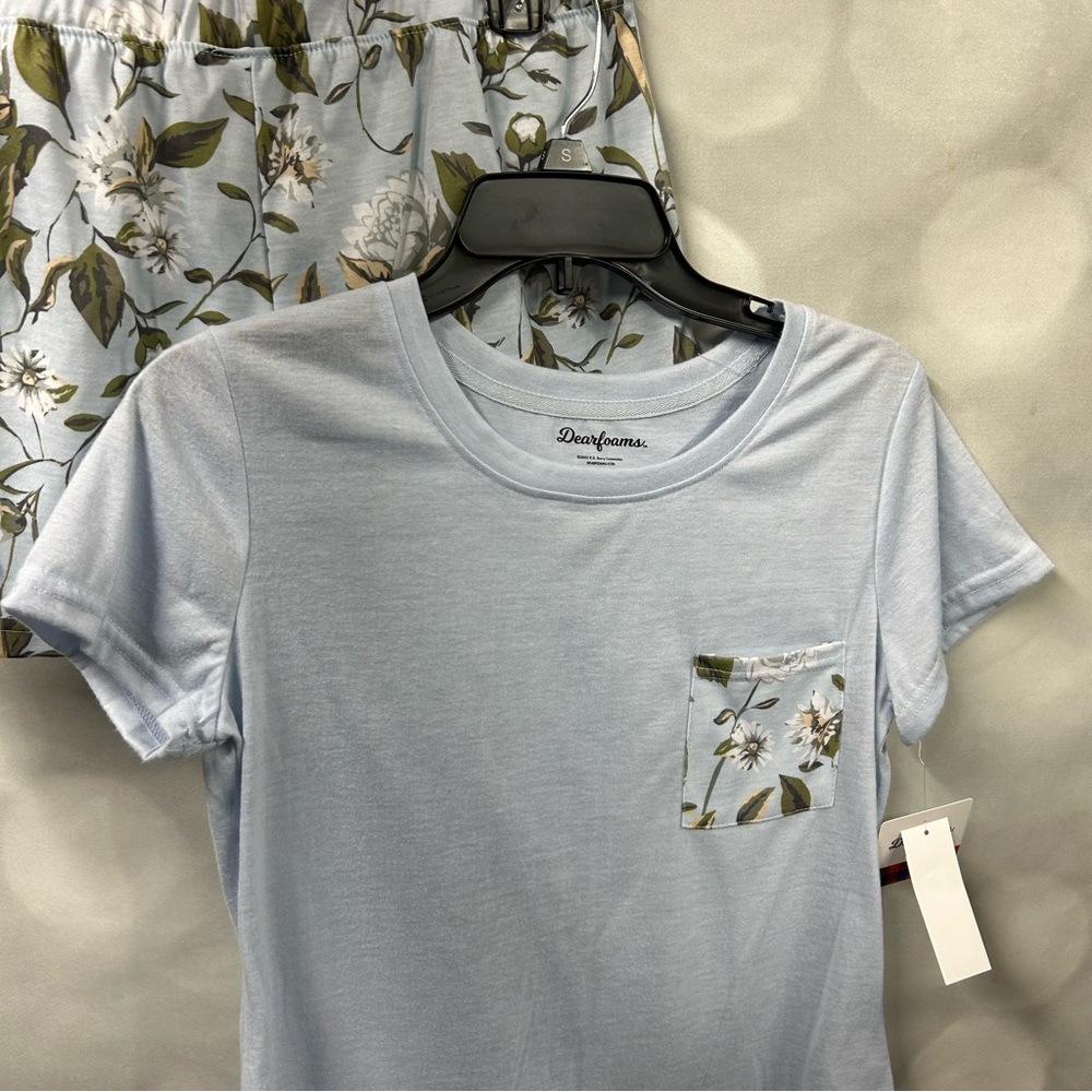 NWT Dearfoams sleep set in size medium. 100% polyester